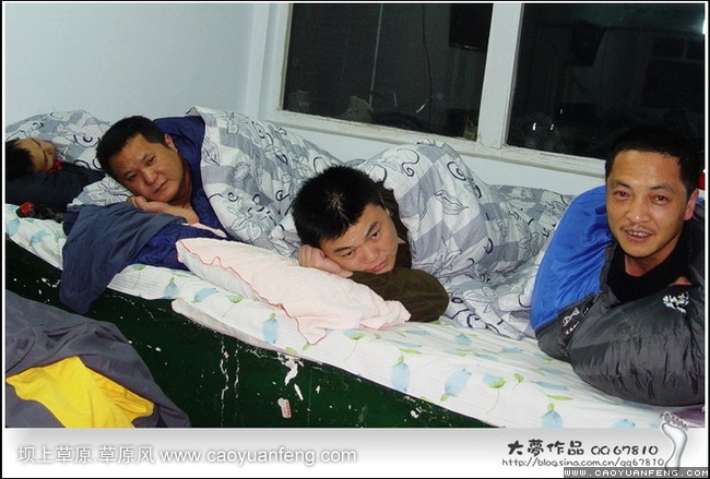 徒步穿越庫布其沙漠之 五一壩上