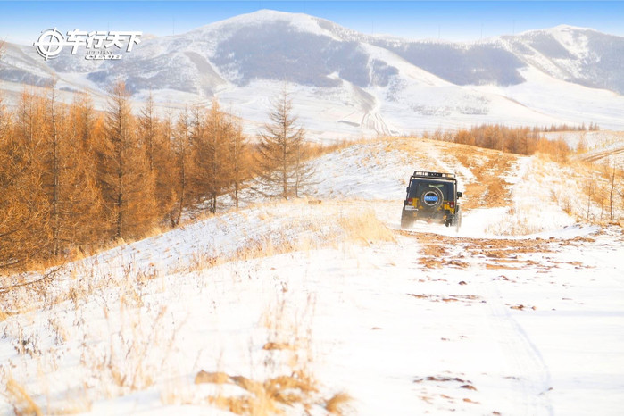 冬季逃離霧霾 草原天路體驗(yàn)冰雪世界