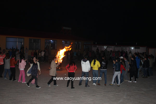 中公教育160人團(tuán)隊(duì)初秋豐寧壩上行